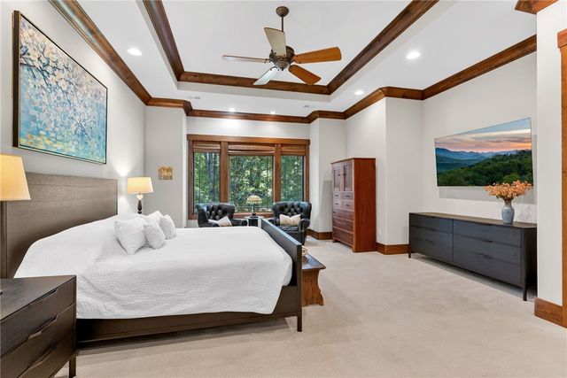 114 Club Cove Way, Sunset, SC 29685