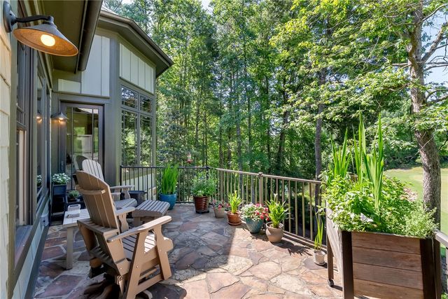 114 Club Cove Way, Sunset, SC 29685