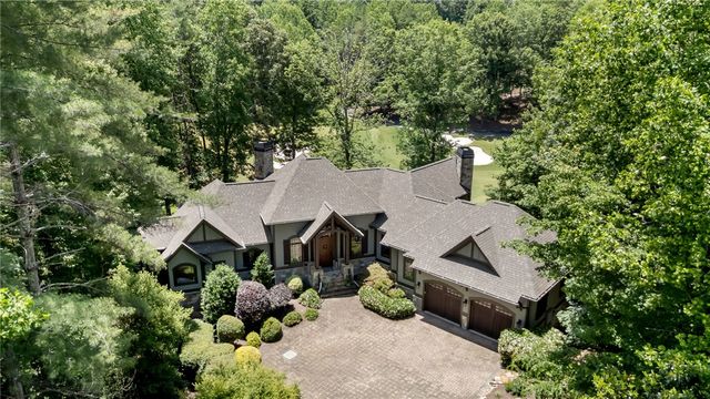 114 Club Cove Way, Sunset, SC 29685