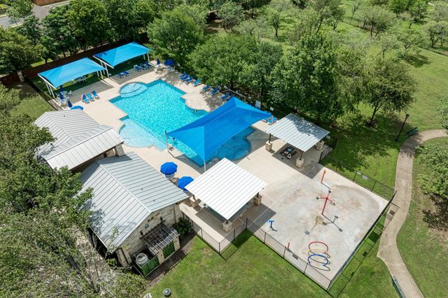 261 Mystic HOLW, Buda, TX 78610