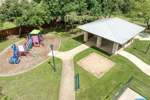 261 Mystic HOLW, Buda, TX 78610