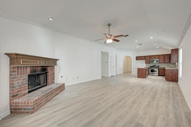261 Mystic HOLW, Buda, TX 78610