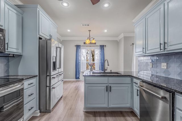 41 Norfork Dr, Maumelle, AR 72113