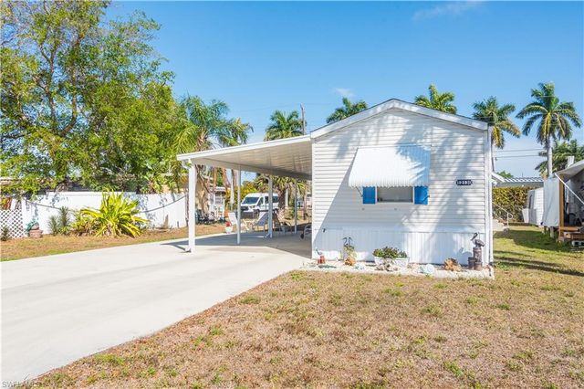 12130 Palm DR, Fort Myers, FL 33908