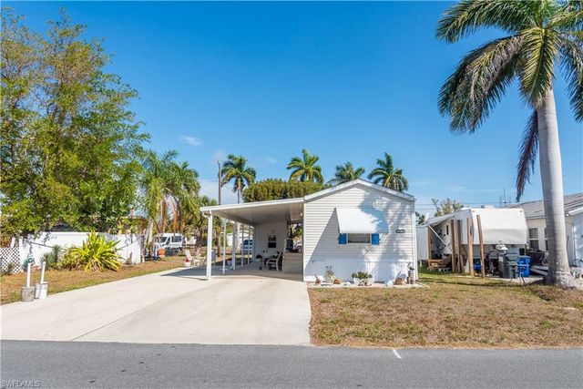 12130 Palm DR, Fort Myers, FL 33908