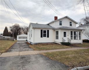 189 North Street, Geneva City, NY 14456