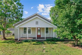 1516 Brock Road, Yadkinville, NC 27055