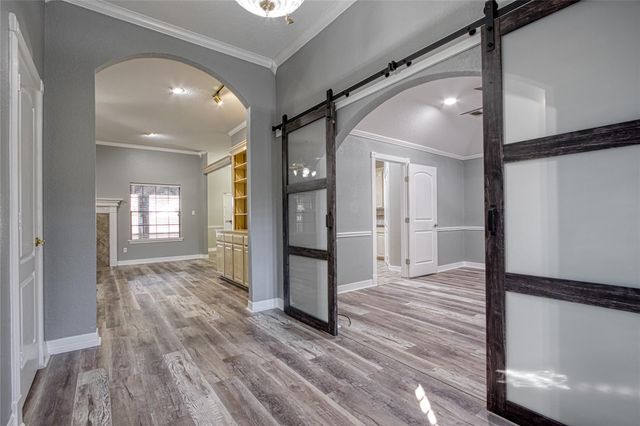 9 N Cay Court, Angleton, TX 77515