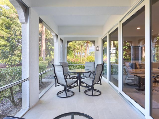 403 Ryder Cup Circle 403, Palm Beach Gardens, FL 33418