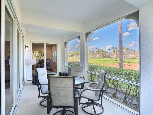 403 Ryder Cup Circle 403, Palm Beach Gardens, FL 33418