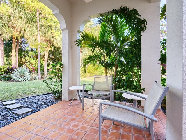 403 Ryder Cup Circle 403, Palm Beach Gardens, FL 33418