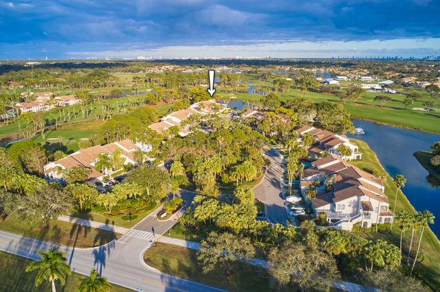 403 Ryder Cup Circle 403, Palm Beach Gardens, FL 33418