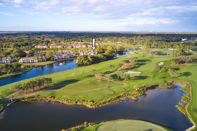 403 Ryder Cup Circle 403, Palm Beach Gardens, FL 33418