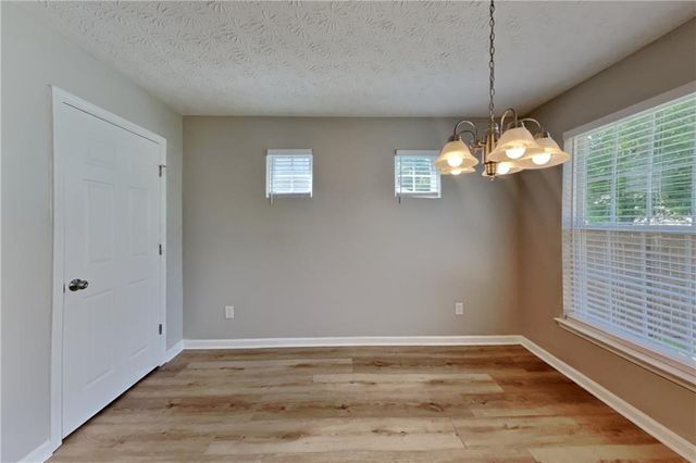 76 Arrowhead Drive, Dallas, GA 30132