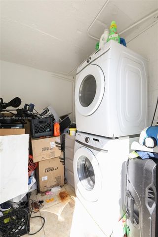 3811 SW 47 ave, West Park, FL 33023