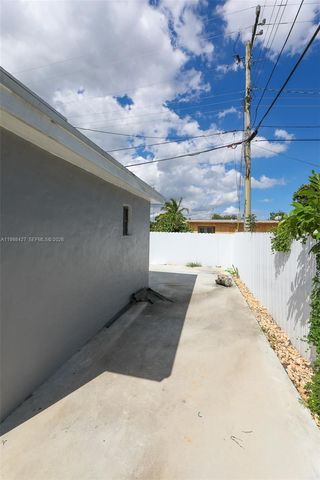 3811 SW 47 ave, West Park, FL 33023