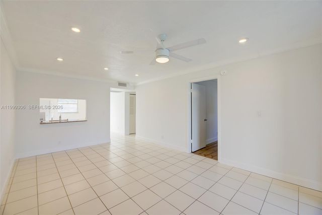 9311 Orange Grove Dr 211, Davie, FL 33324