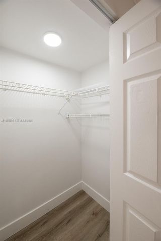 9311 Orange Grove Dr 211, Davie, FL 33324