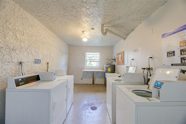 9311 Orange Grove Dr 211, Davie, FL 33324