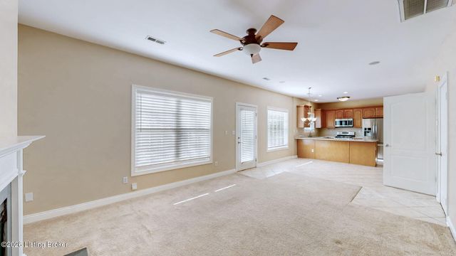 5120 Craigs Creek Dr, Louisville, KY 40241