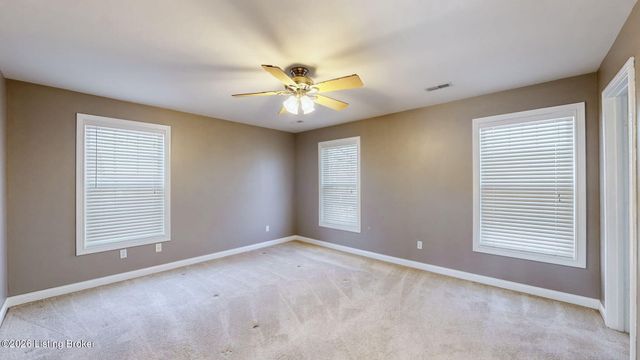 5120 Craigs Creek Dr, Louisville, KY 40241