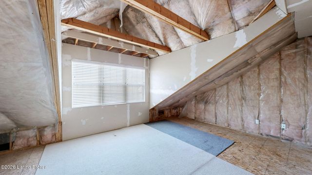 5120 Craigs Creek Dr, Louisville, KY 40241