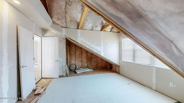 5120 Craigs Creek Dr, Louisville, KY 40241