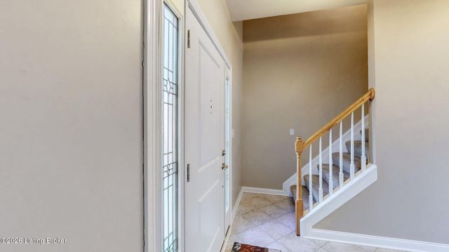 5120 Craigs Creek Dr, Louisville, KY 40241