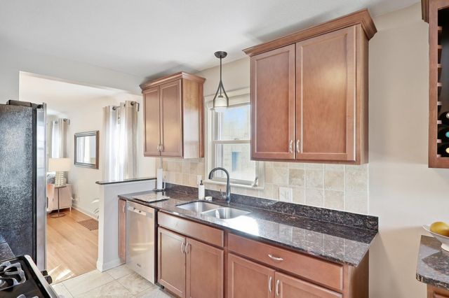 6024 4th Avenue S, Minneapolis, MN 55419