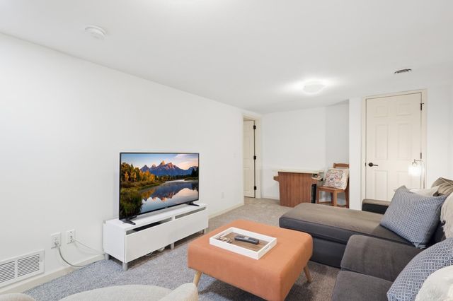 6024 4th Avenue S, Minneapolis, MN 55419