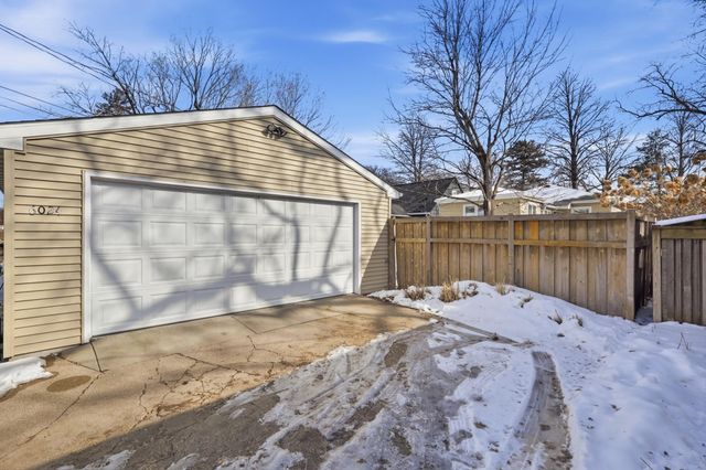 6024 4th Avenue S, Minneapolis, MN 55419