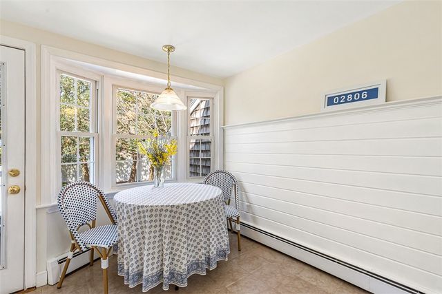 21 Old Chimney Road, Barrington, RI 02806