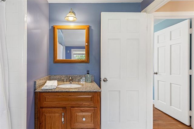 21 Old Chimney Road, Barrington, RI 02806