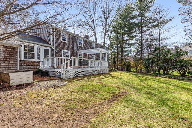 21 Old Chimney Road, Barrington, RI 02806
