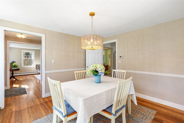 21 Old Chimney Road, Barrington, RI 02806