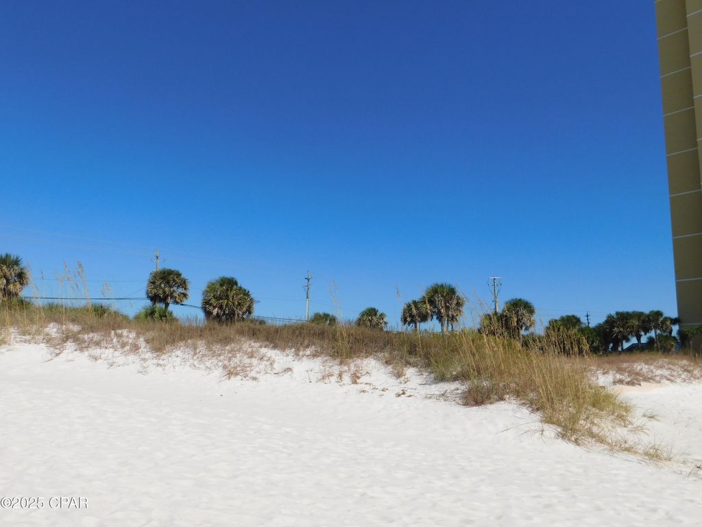 Image 13 of property listing at 17614 Front Beach Road 38A, Panama City Beach, FL 32413