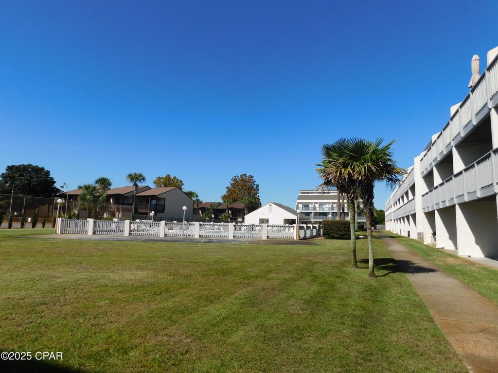 Image 18 of property listing at 17614 Front Beach Road 38A, Panama City Beach, FL 32413