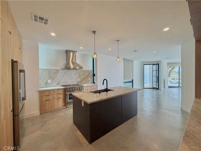 249 Seal Beach Blvd, Seal Beach, CA 90740