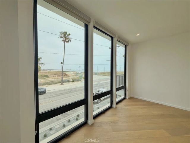 249 Seal Beach Blvd, Seal Beach, CA 90740