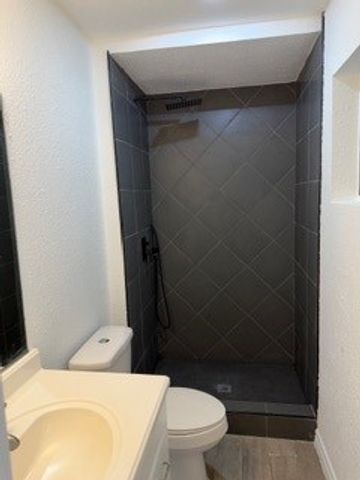 14011 rolling hills, Dallas, TX 75240