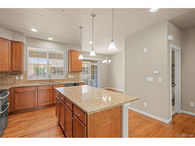 1124 Rockhurst Dr D, Highlands Ranch, CO 80129
