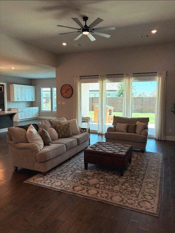 3606 Canyon Drive, Rosharon, TX 77583