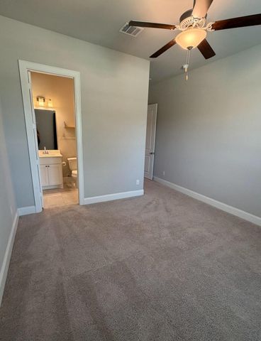 3606 Canyon Drive, Rosharon, TX 77583