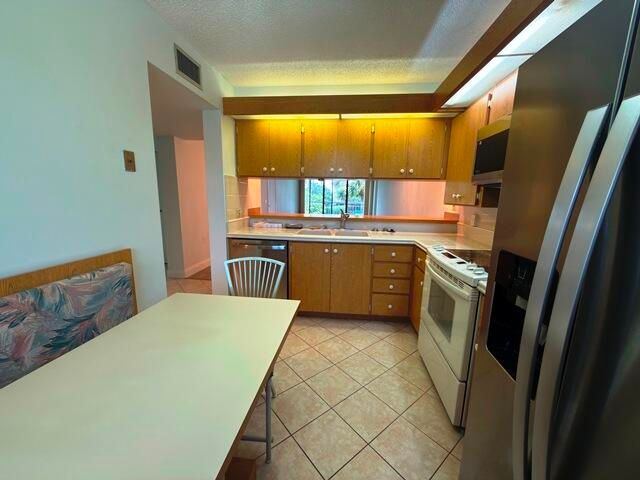 2601 Village Boulevard 301, West Palm Beach, FL 33409