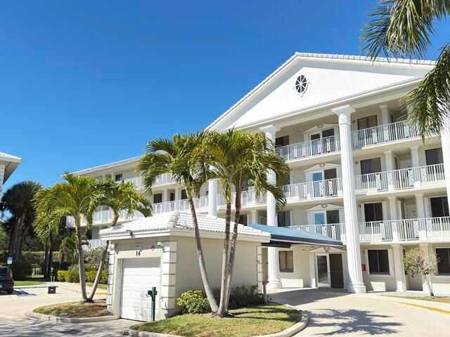 2601 Village Boulevard 301, West Palm Beach, FL 33409