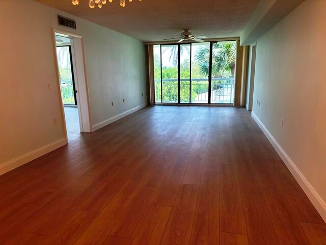 2601 Village Boulevard 301, West Palm Beach, FL 33409