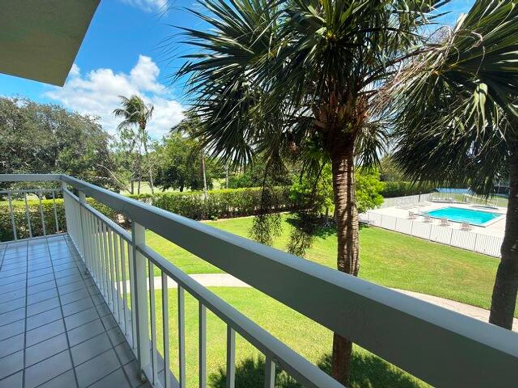 2601 Village Boulevard 301, West Palm Beach, FL 33409