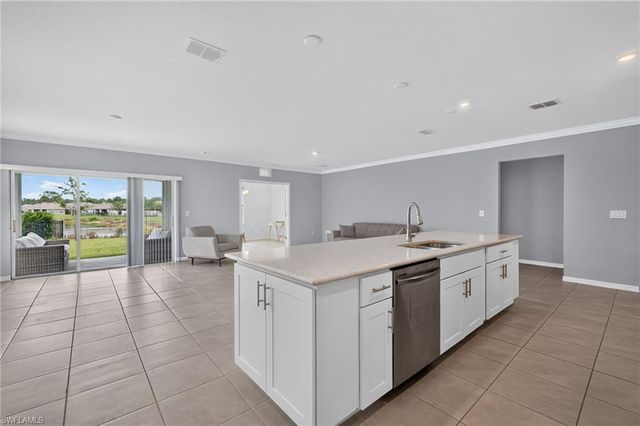 8959 Cascade Price CIR, North Fort Myers, FL 33917