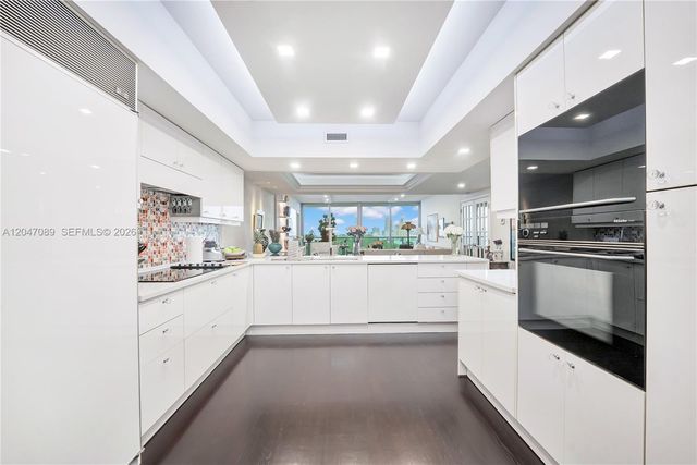 1455 Ocean Drive 904, Miami Beach, FL 33139