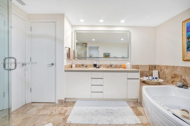 1455 Ocean Drive 904, Miami Beach, FL 33139